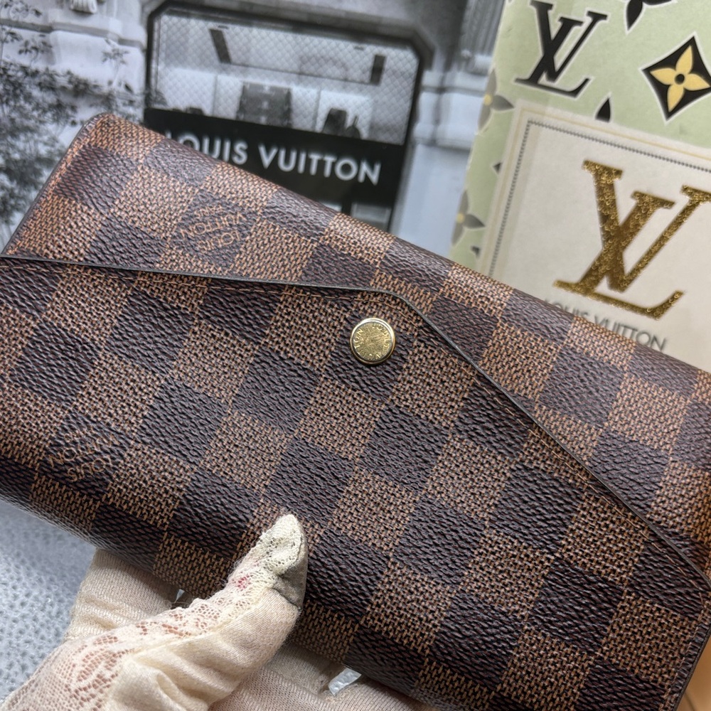 Louis Vuitton🌼Brown & Pink🩷 Interior Damier Ebene long Sarah Wallet-EUC - Picture 8 of 11